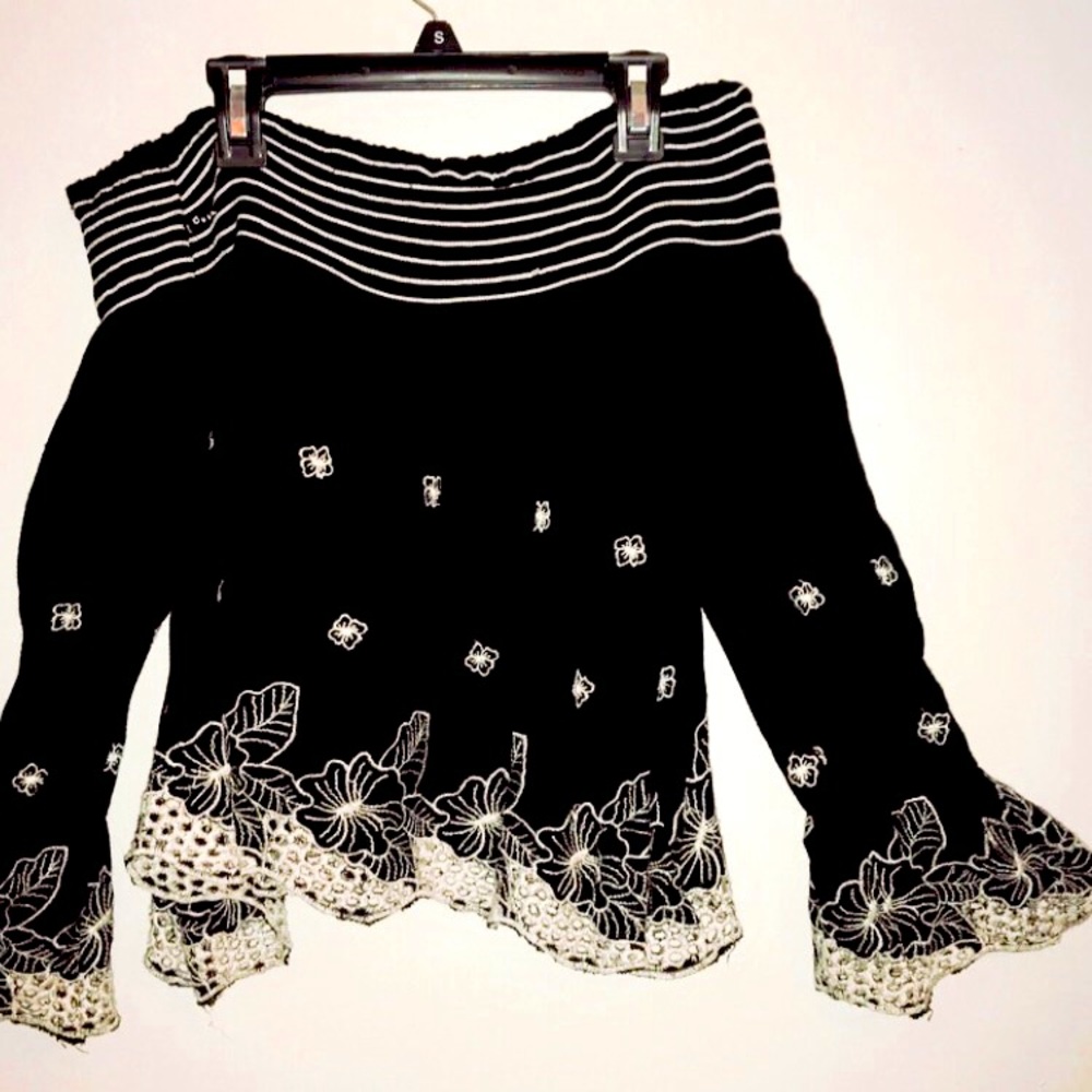 Black & White Top